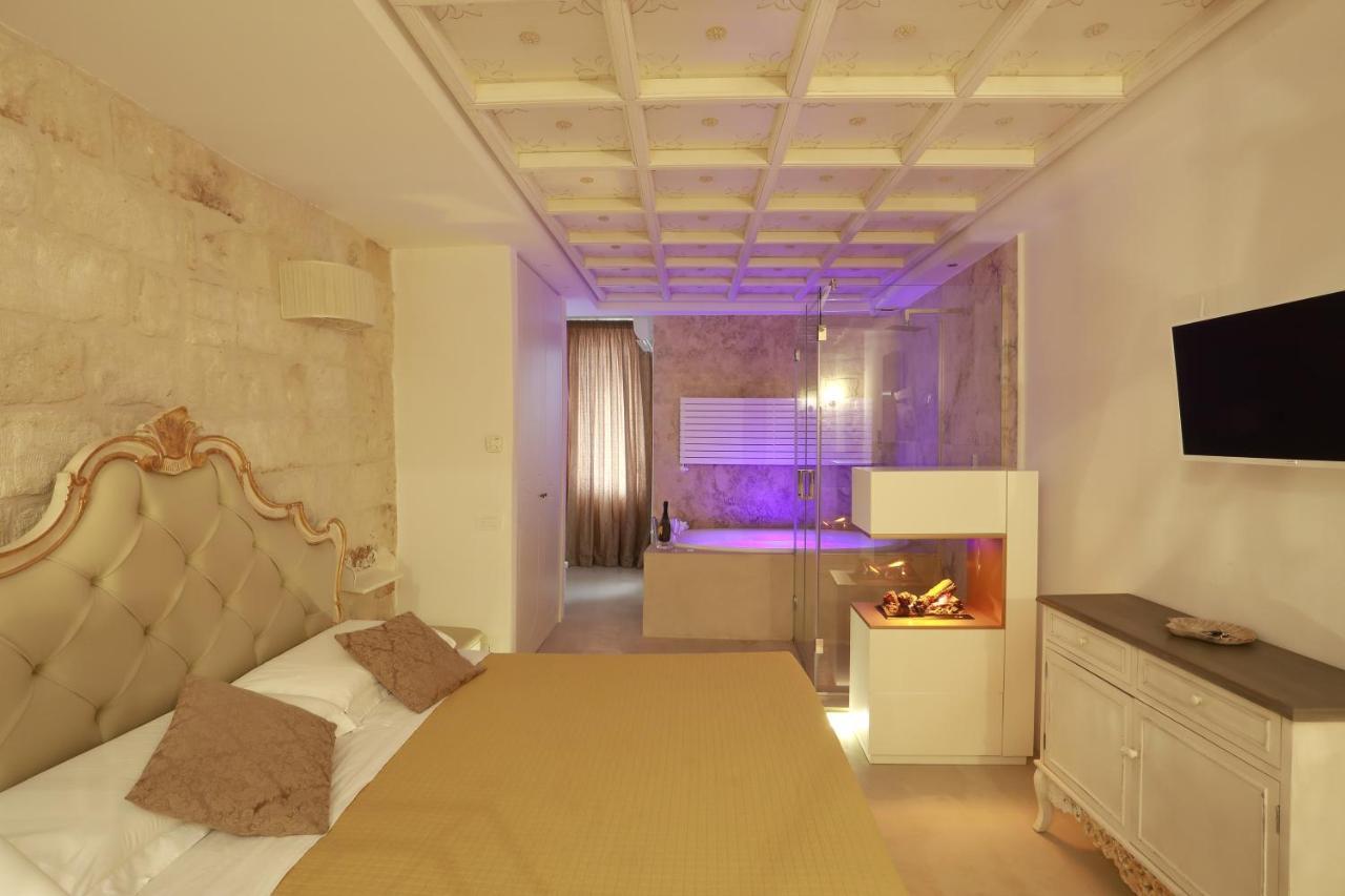 Palazzo Stapane Home Suite 9 - Luxury Living Monopoli Luaran gambar