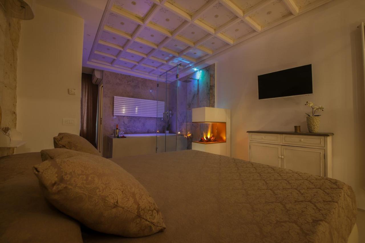 Palazzo Stapane Home Suite 9 - Luxury Living Monopoli Luaran gambar